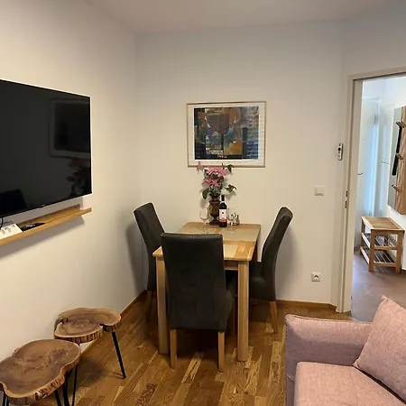 アパート Alpenblick 1d Grossing