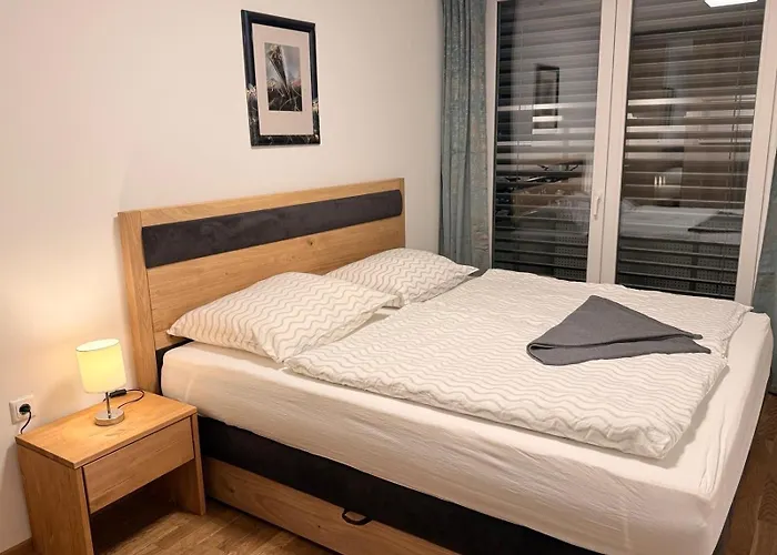 Alpenblick 2 Апартаменты *